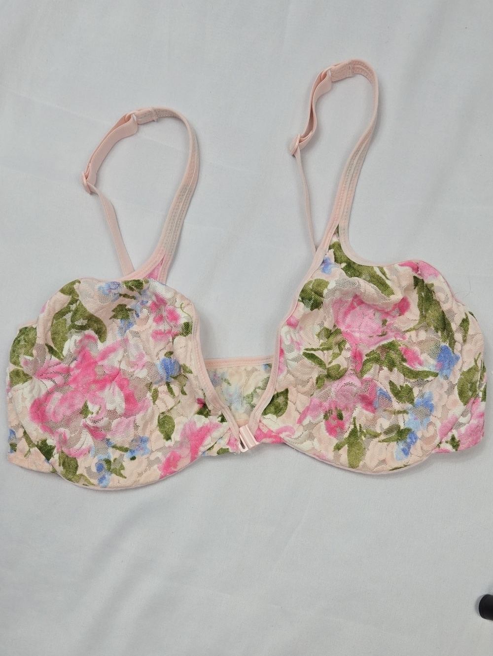 Victoria's Secret Pink Floral Lace Bra 36D